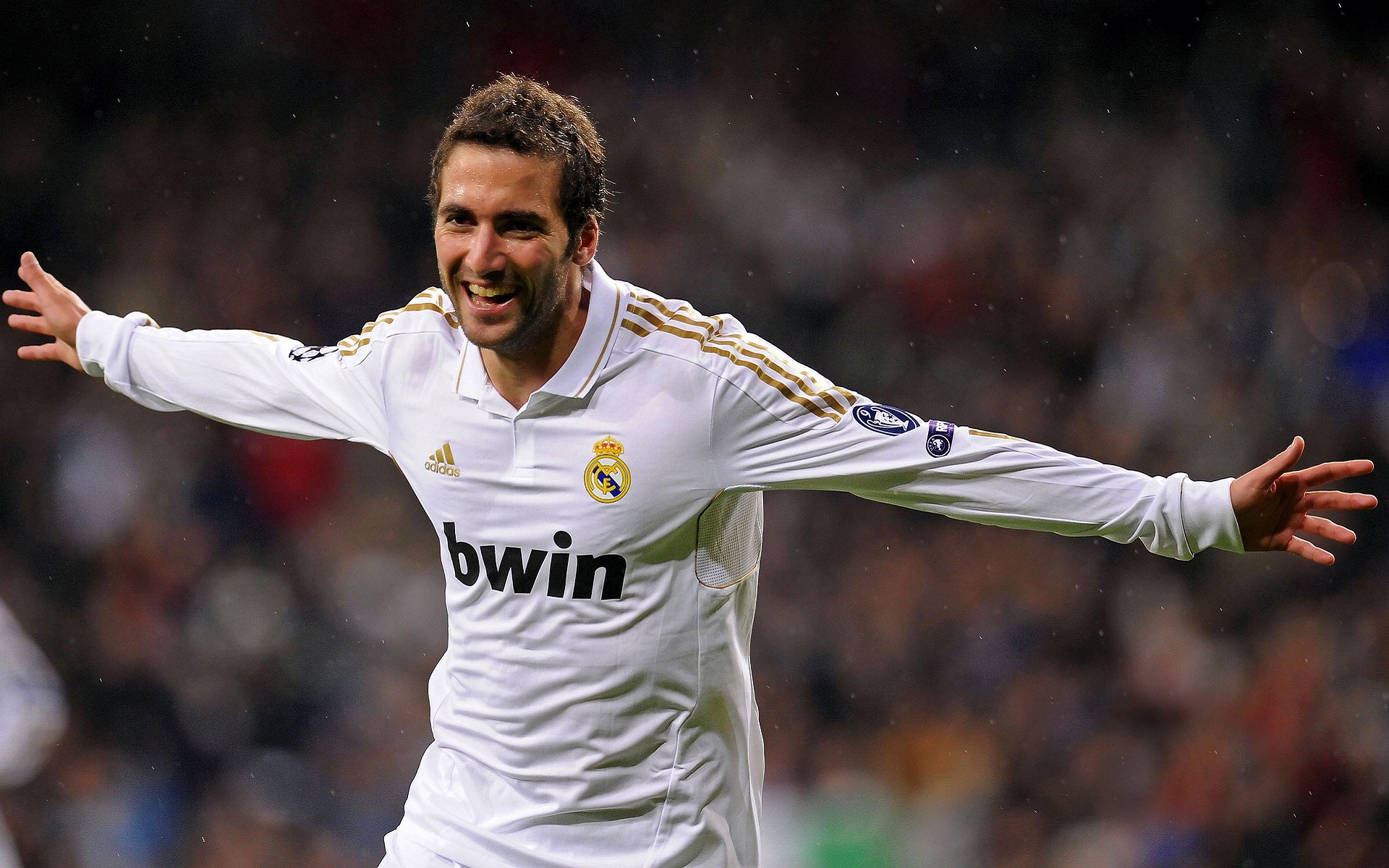 九游娱乐官网-安东·李恩：他的传球精准无误，是全黑队进攻中不可缺少的一环